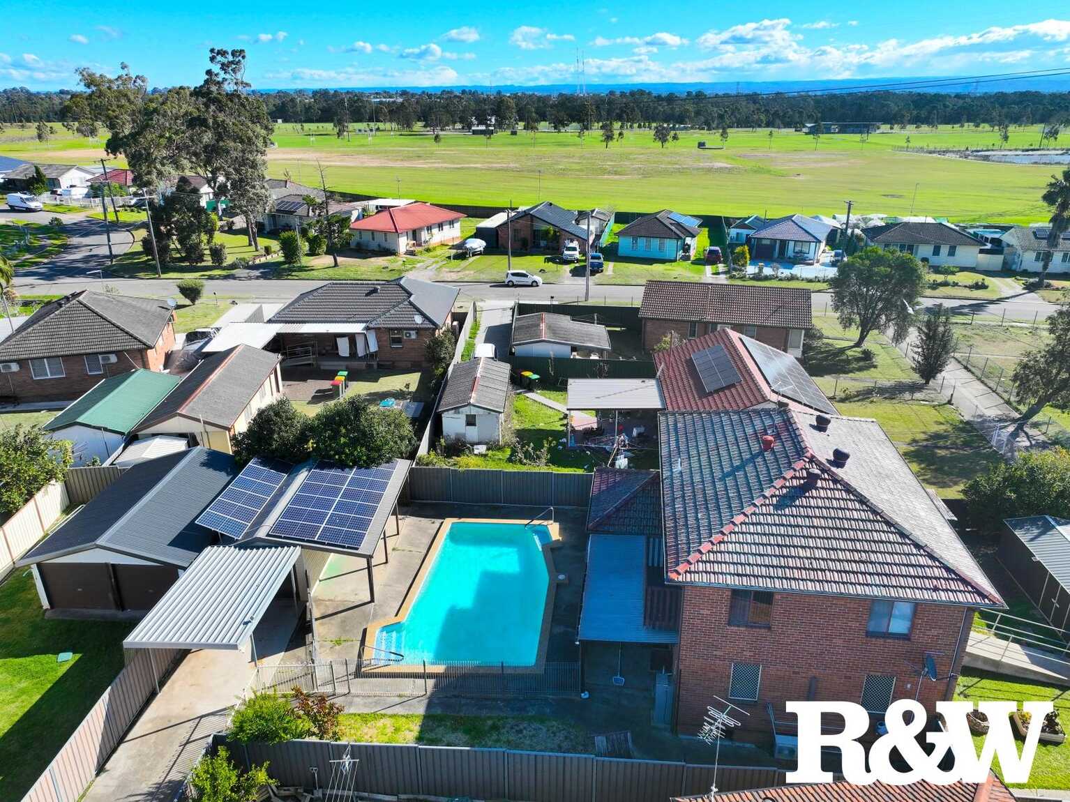 36 Gasmata Crescent Whalan 36 Gasmata Crescent Whalan