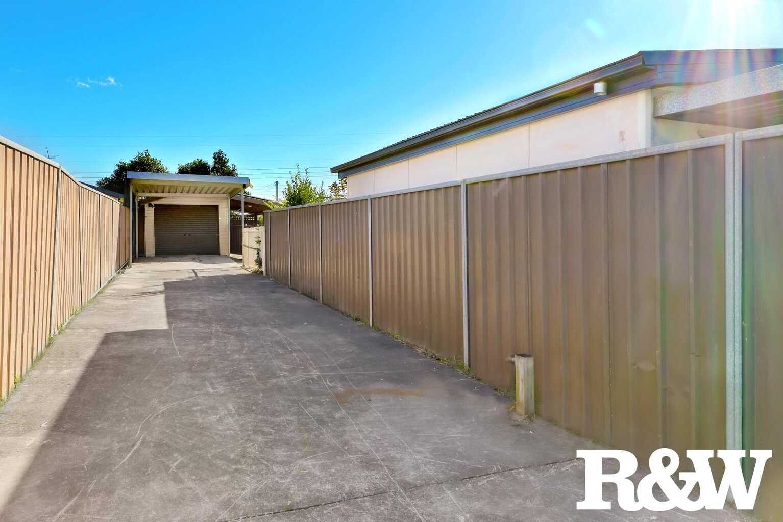 36 Gasmata Crescent Whalan 36 Gasmata Crescent Whalan