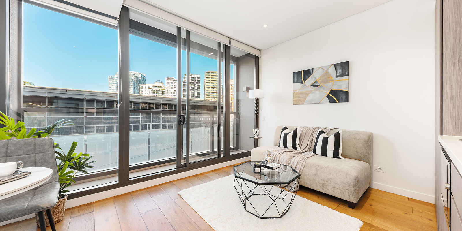 313/225 Pacific (rear Of Block) Highway North Sydney