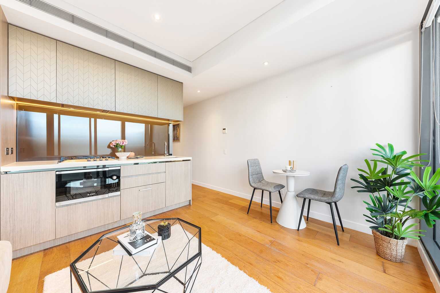 313/225 Pacific Highway North Sydney 313/225 Pacific Highway North Sydney