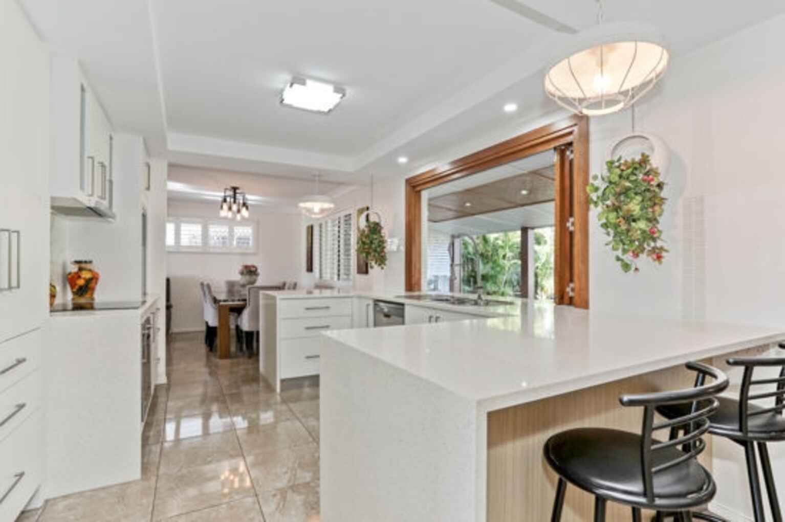 69 Solander Esplanade Banksia Beach 69 Solander Esplanade Banksia Beach