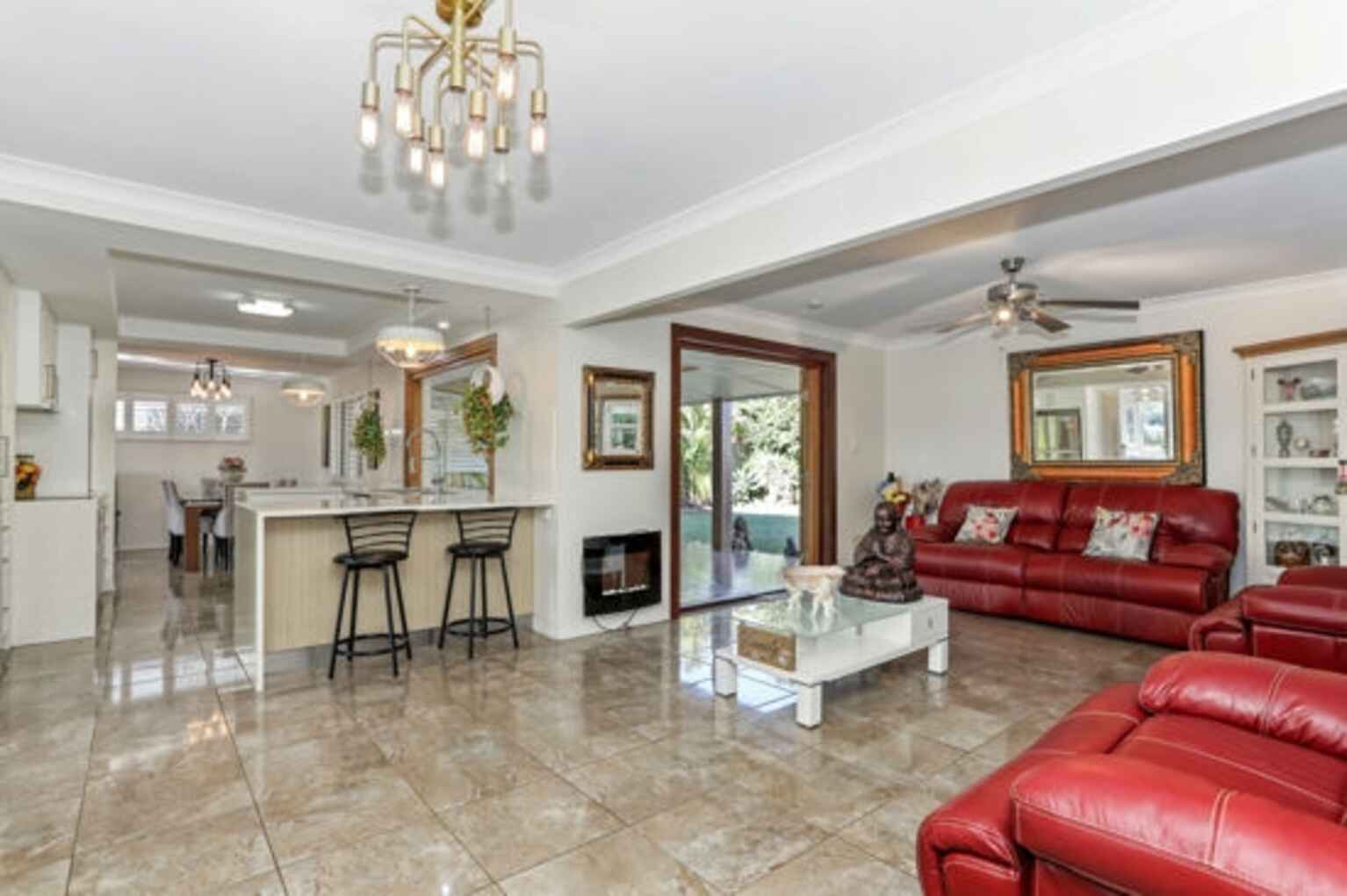 69 Solander Esplanade Banksia Beach 69 Solander Esplanade Banksia Beach