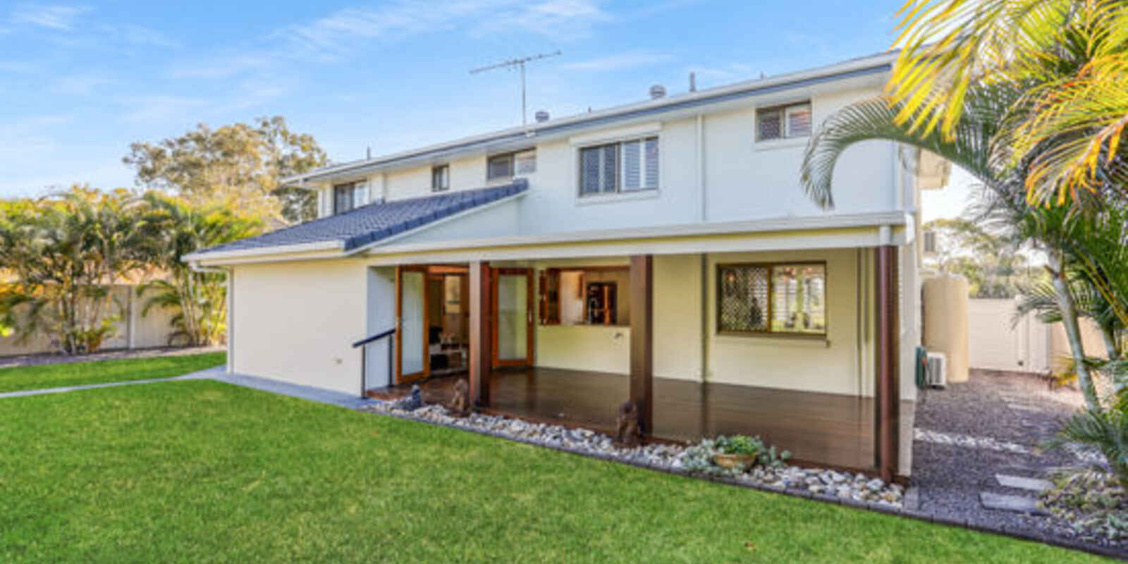 69 Solander Esplanade Banksia Beach