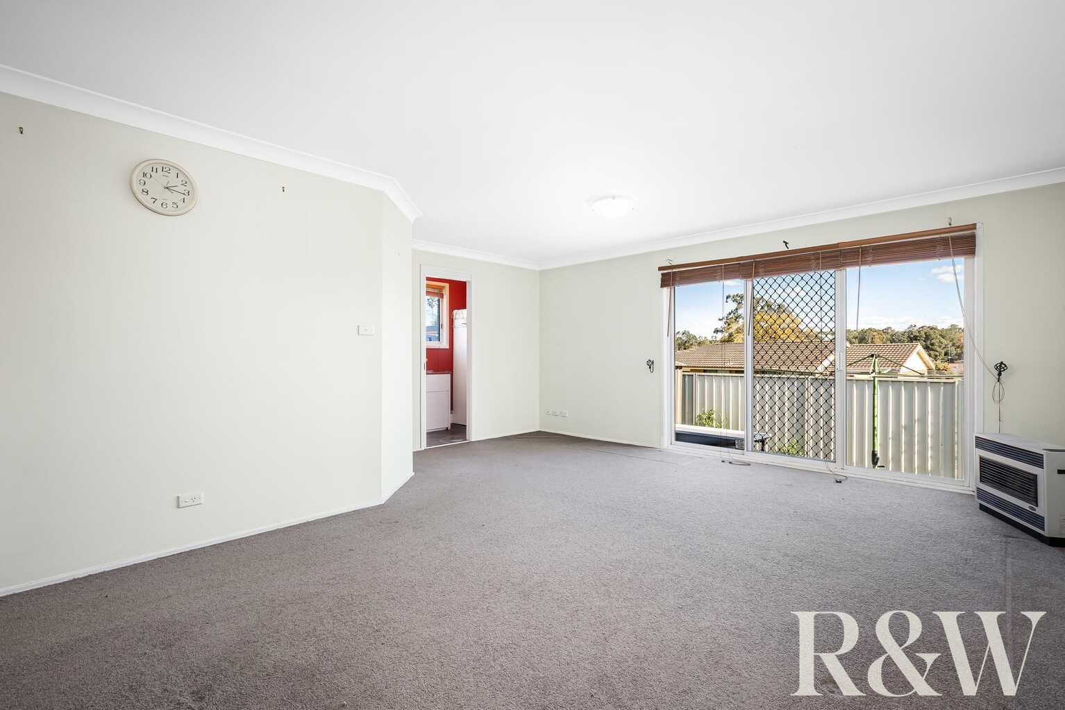 74 Minchin Drive Minchinbury