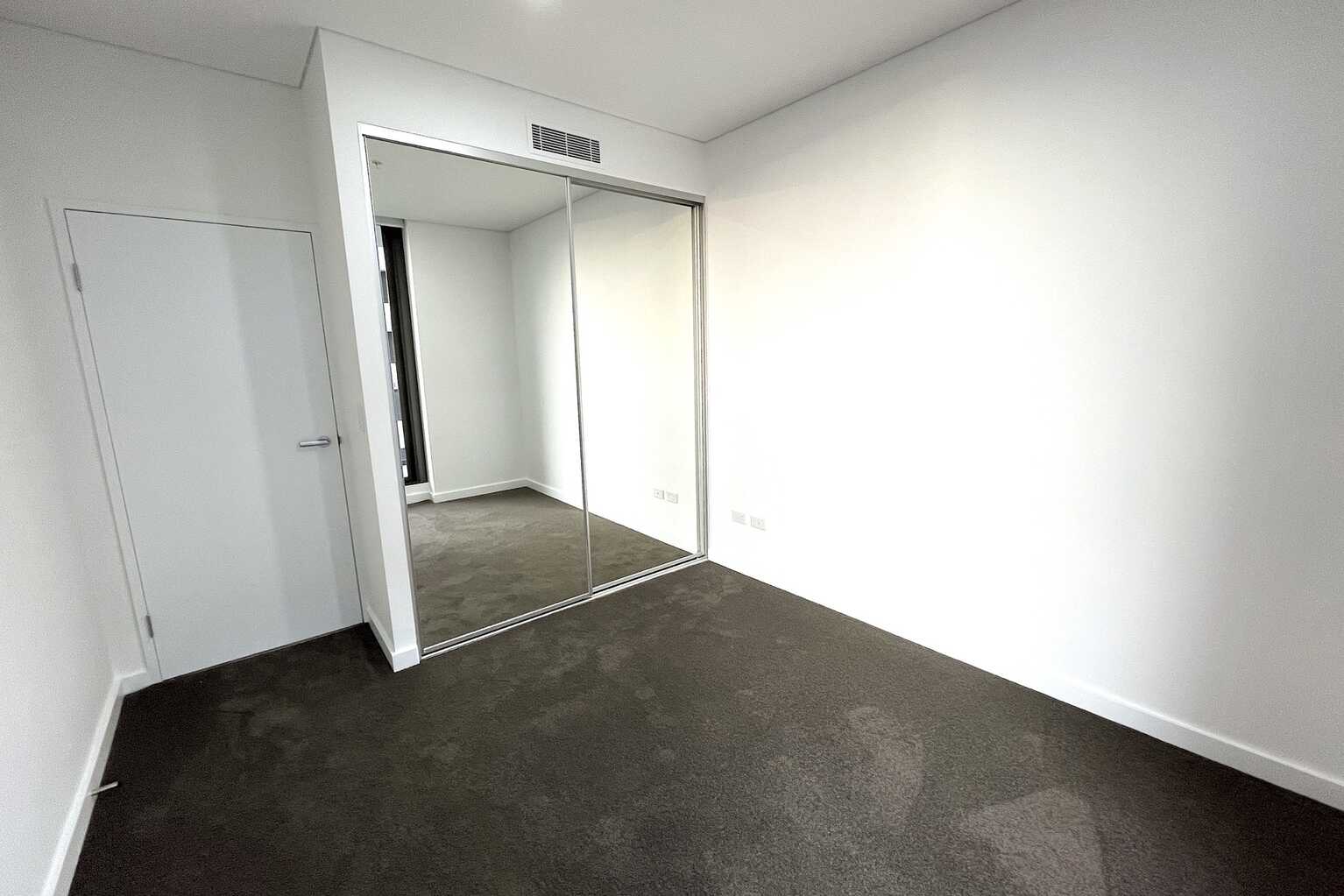 1719/9 Gay Street Castle Hill