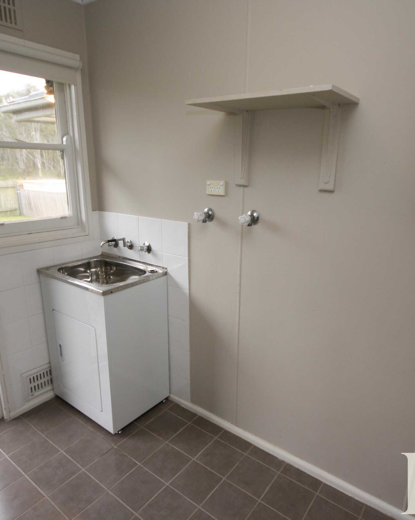 14 Westward Avenue Shalvey, Shalvey - Thumbnail 7