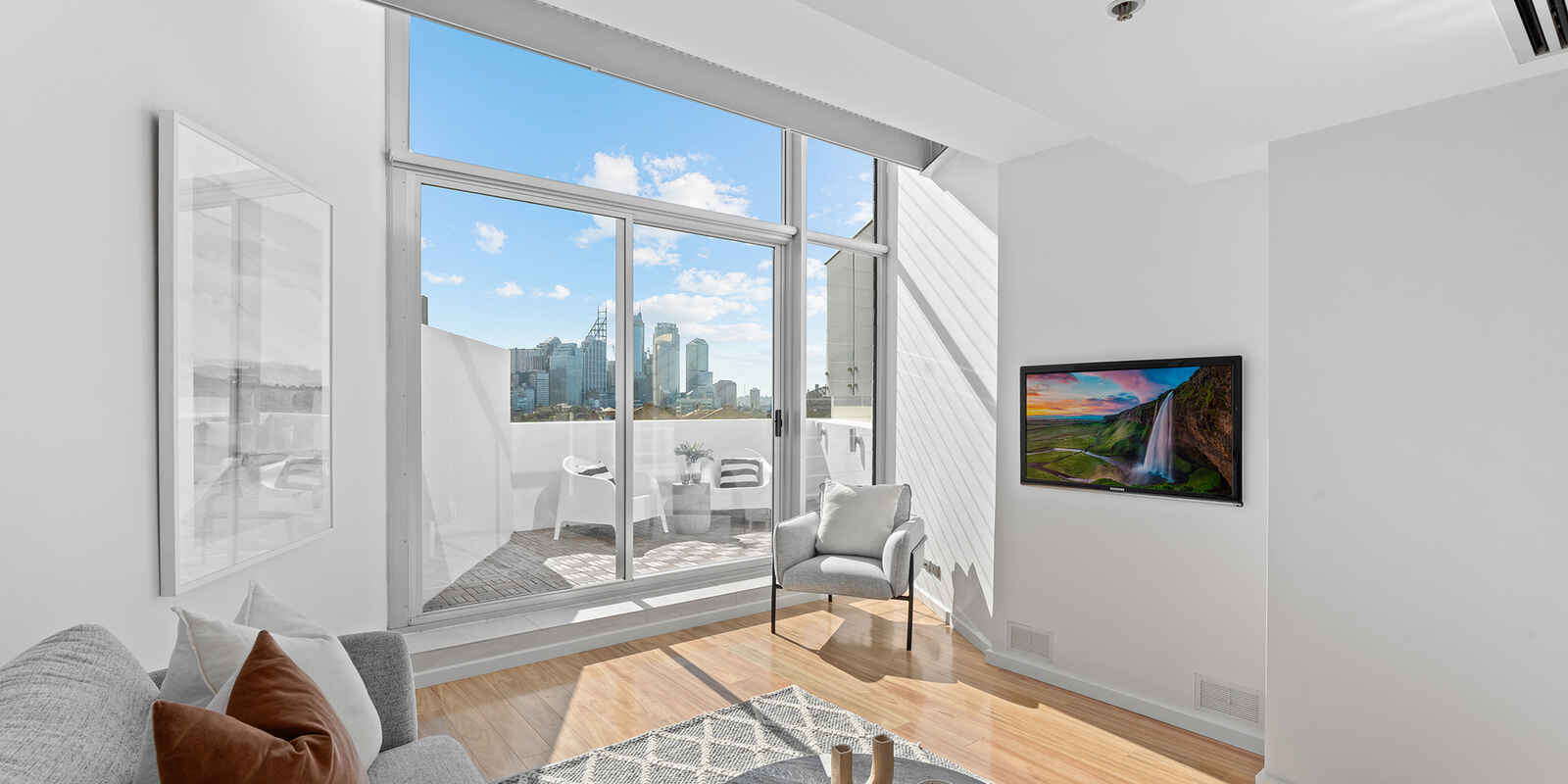 612/227 Victoria Street Darlinghurst