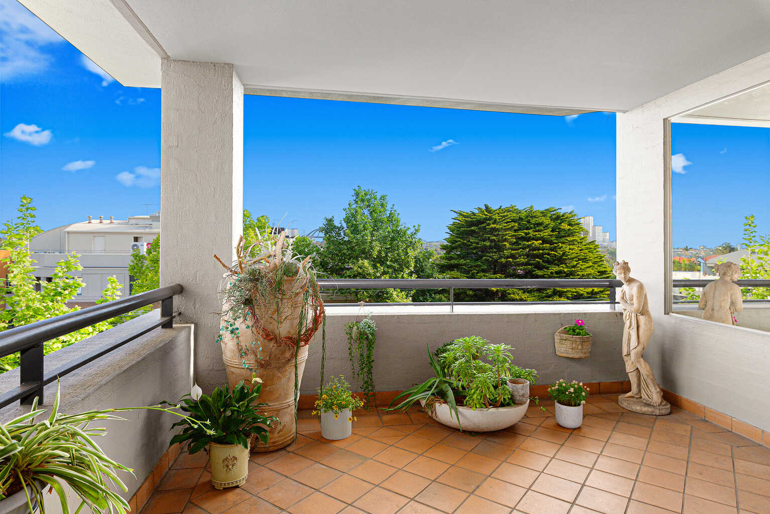 19/135-145 Sailors Bay Road Northbridge 19/135-145 Sailors Bay Road Northbridge