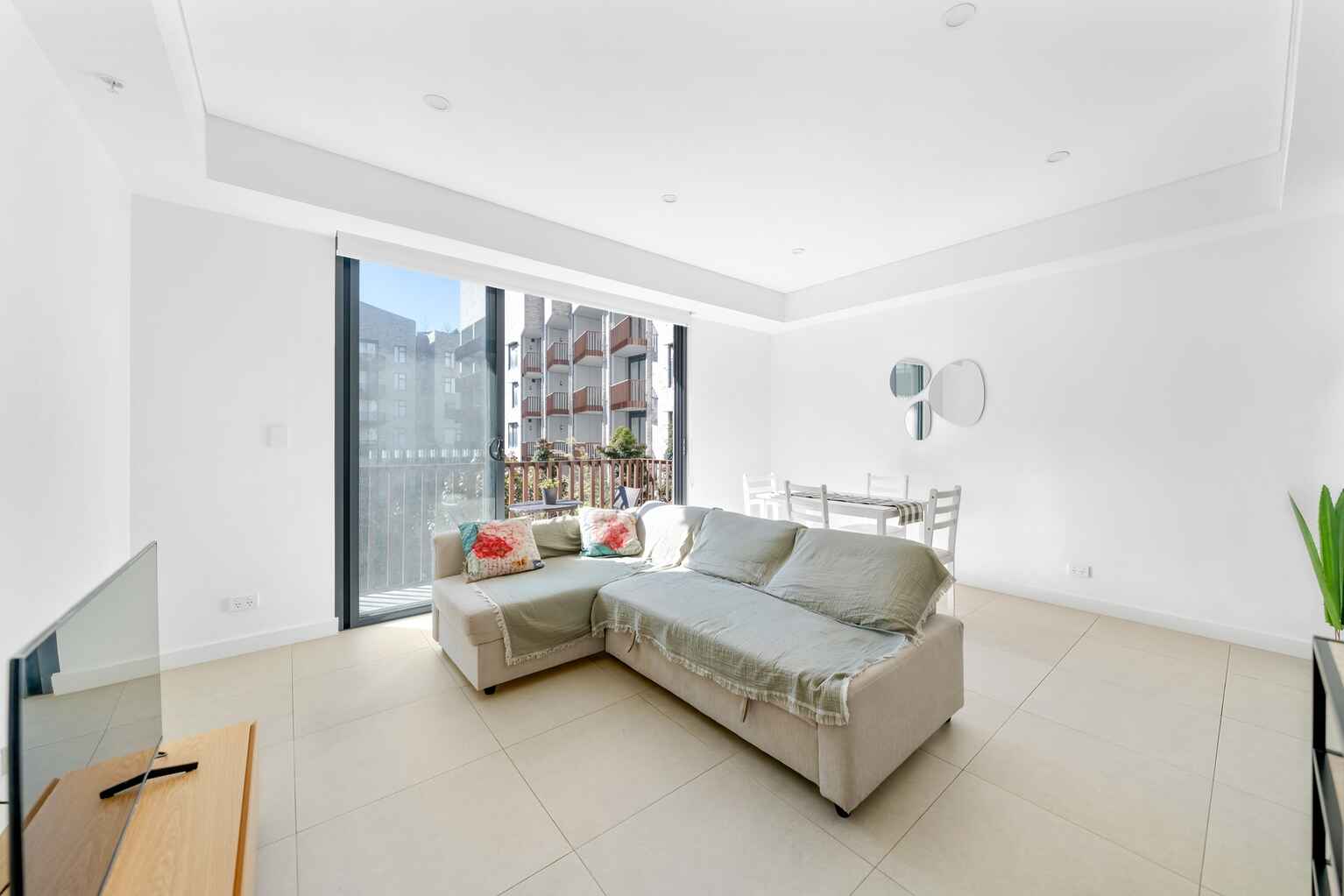 301/105 Dalmeny Avenue Rosebery