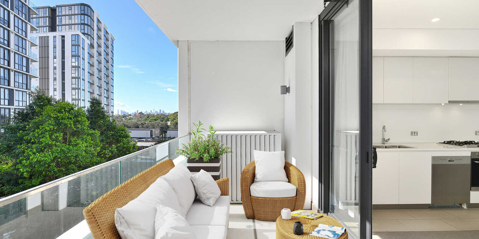 608/15 Brodie Spark Drive Wolli Creek 608/15 Brodie Spark Drive Wolli Creek