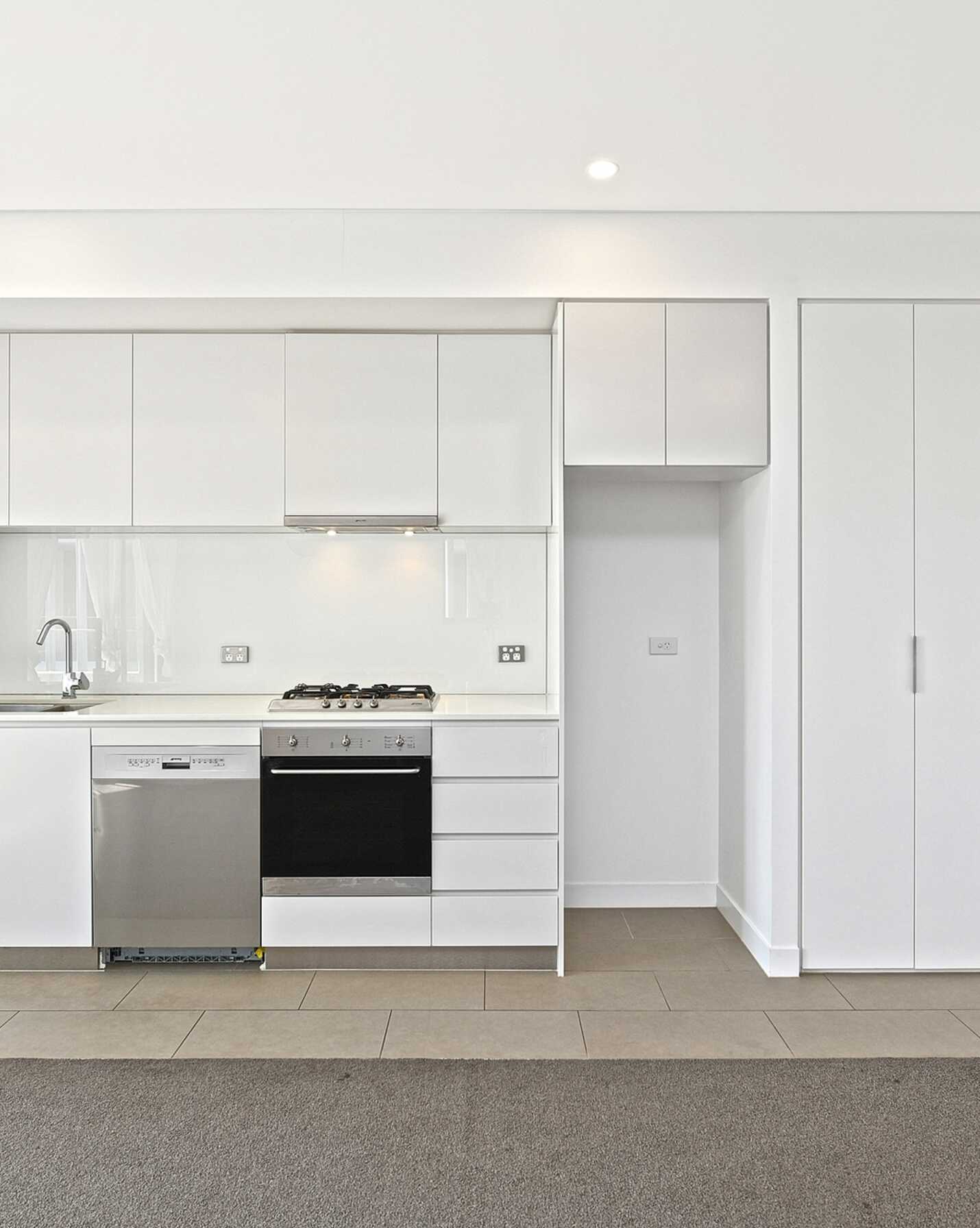 608/15 Brodie Spark Drive Wolli Creek, Creek - Thumbnail 5