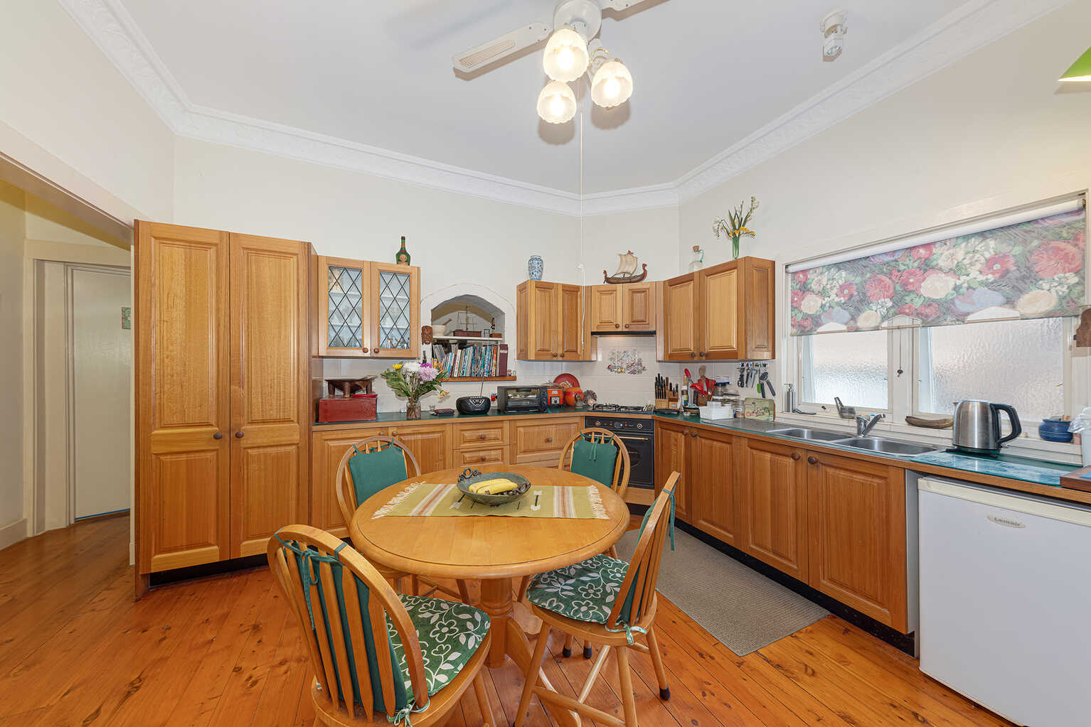 198 Sailors Bay Road Northbridge 198 Sailors Bay Road Northbridge