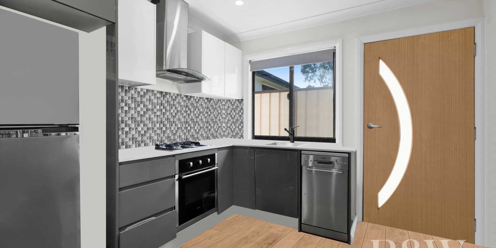 21 & 21A KIRSTY CRESCENT Hassall Grove