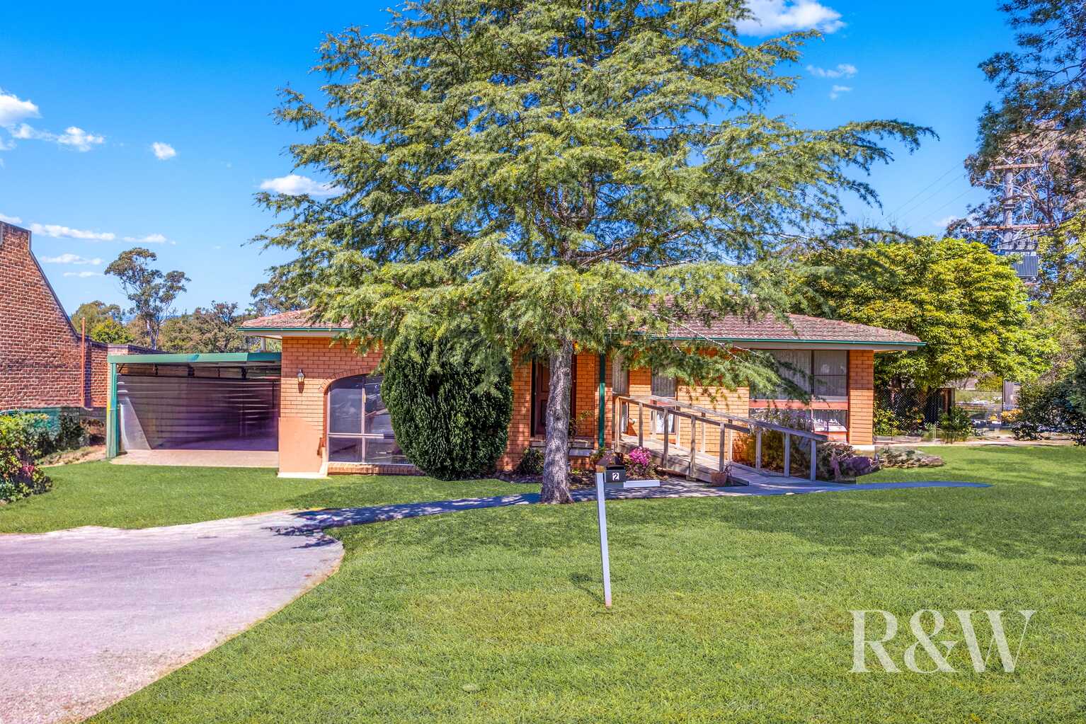 2 WINDEYER STREET Thirlmere 2 WINDEYER STREET Thirlmere