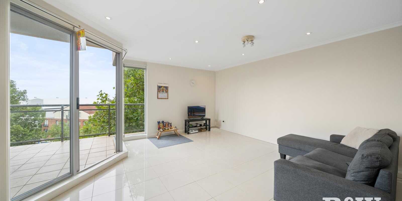 405/250 Pacific Highway Crows Nest