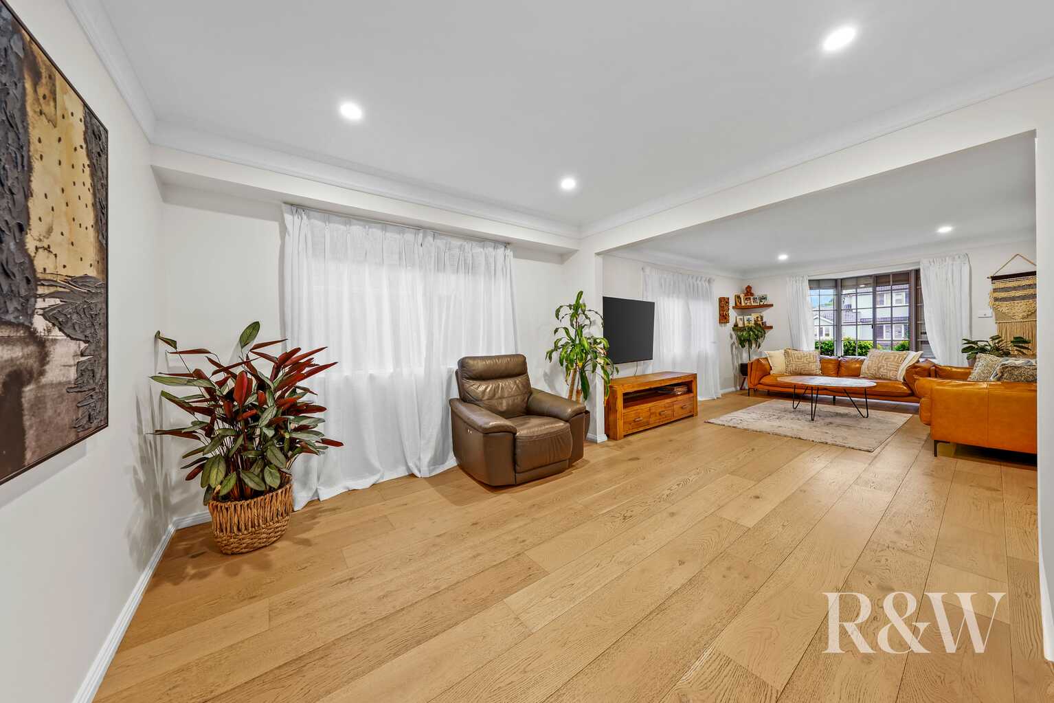 60 Peugeot Drive Ingleburn 60 Peugeot Drive Ingleburn