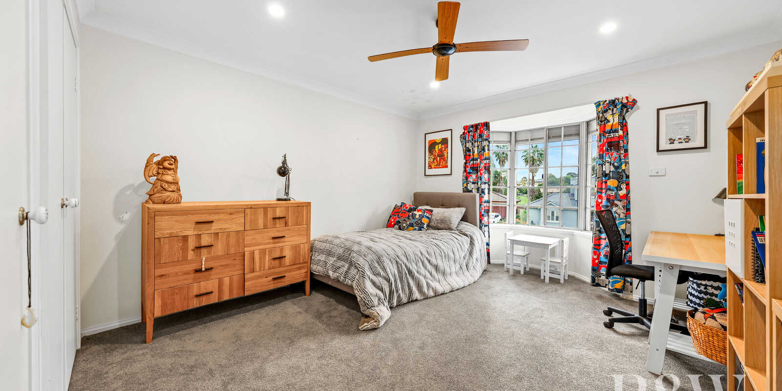 60 Peugeot Drive Ingleburn 60 Peugeot Drive Ingleburn