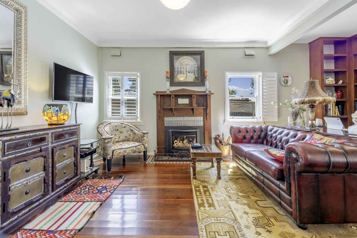 6 Heath Street Blackheath