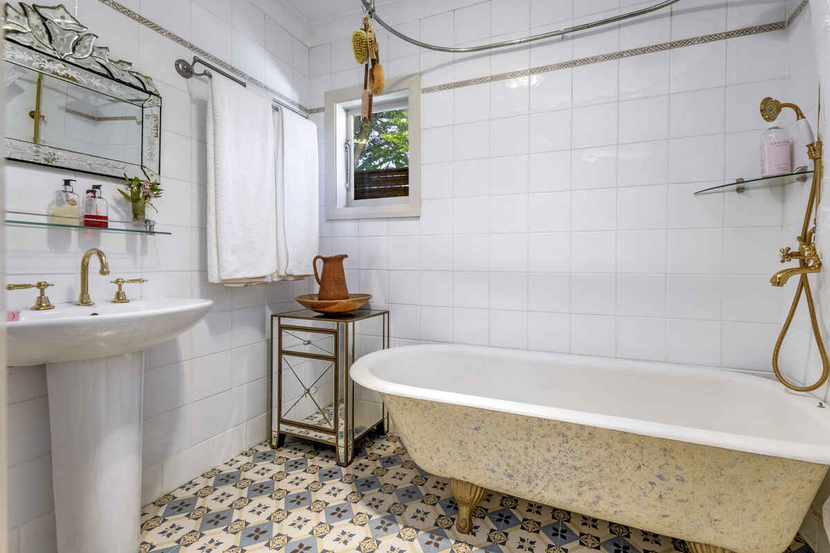 6 Heath Street Blackheath