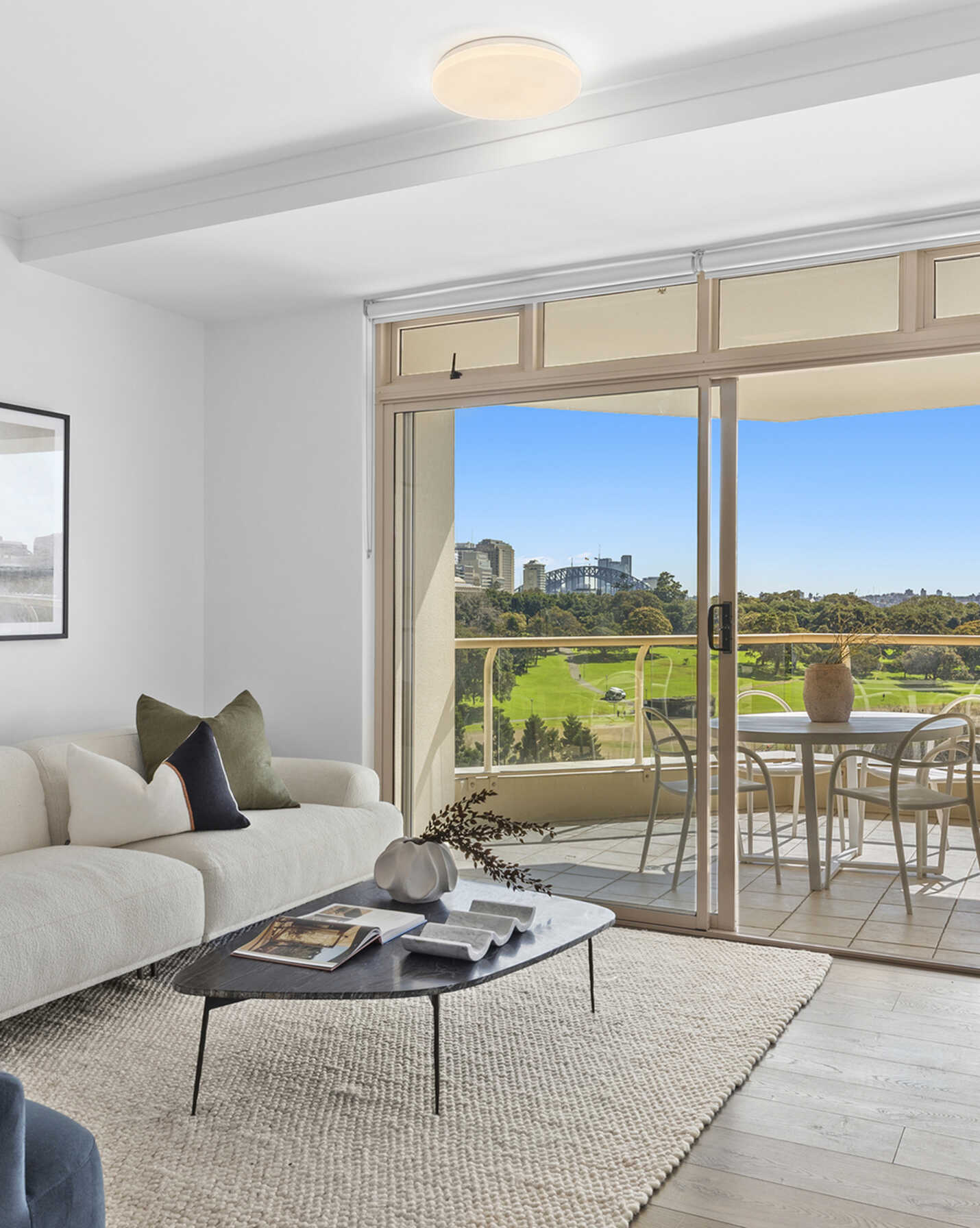 1005/63 Crown Street Woolloomooloo, Woolloomooloo - Thumbnail 3