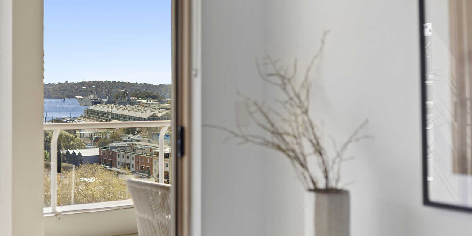 1005/63 Crown Street Woolloomooloo 1005/63 Crown Street Woolloomooloo