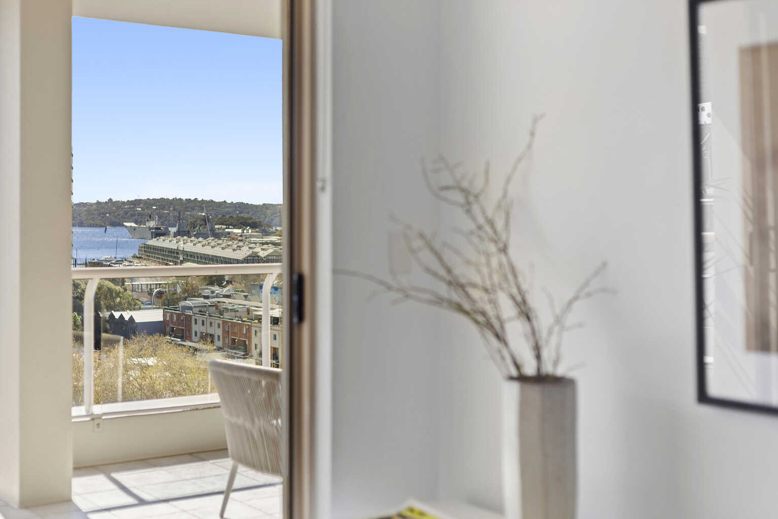 1005/63 Crown Street Woolloomooloo 1005/63 Crown Street Woolloomooloo