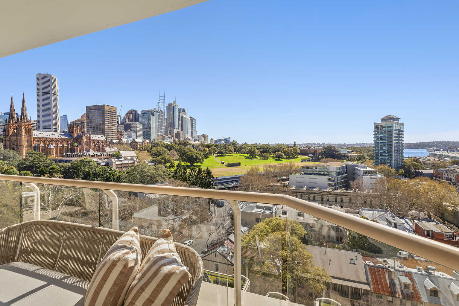 1005/63 Crown Street Woolloomooloo 1005/63 Crown Street Woolloomooloo
