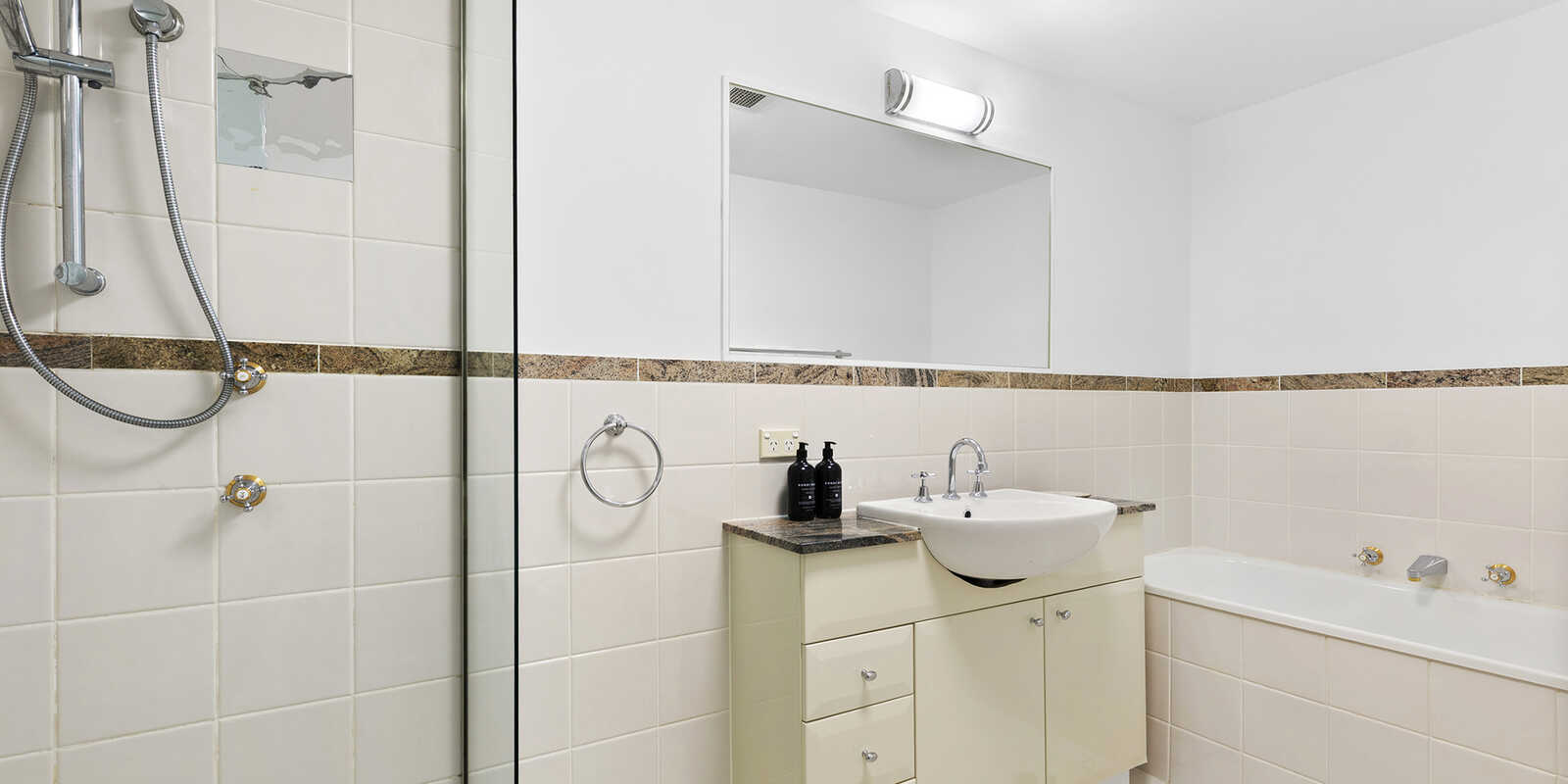 1005/63 Crown Street Woolloomooloo 1005/63 Crown Street Woolloomooloo