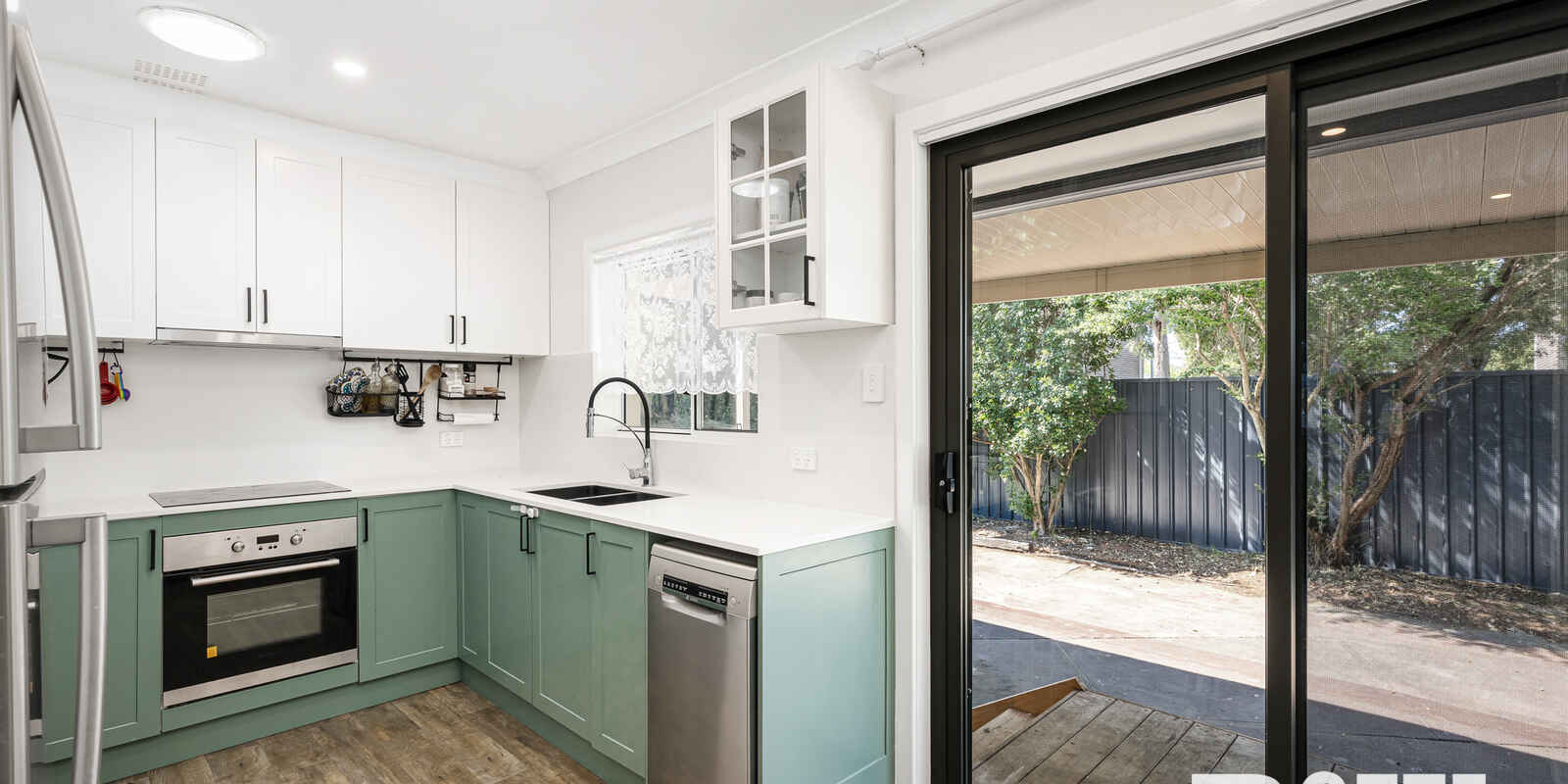 7 Kiwi Place Lethbridge Park