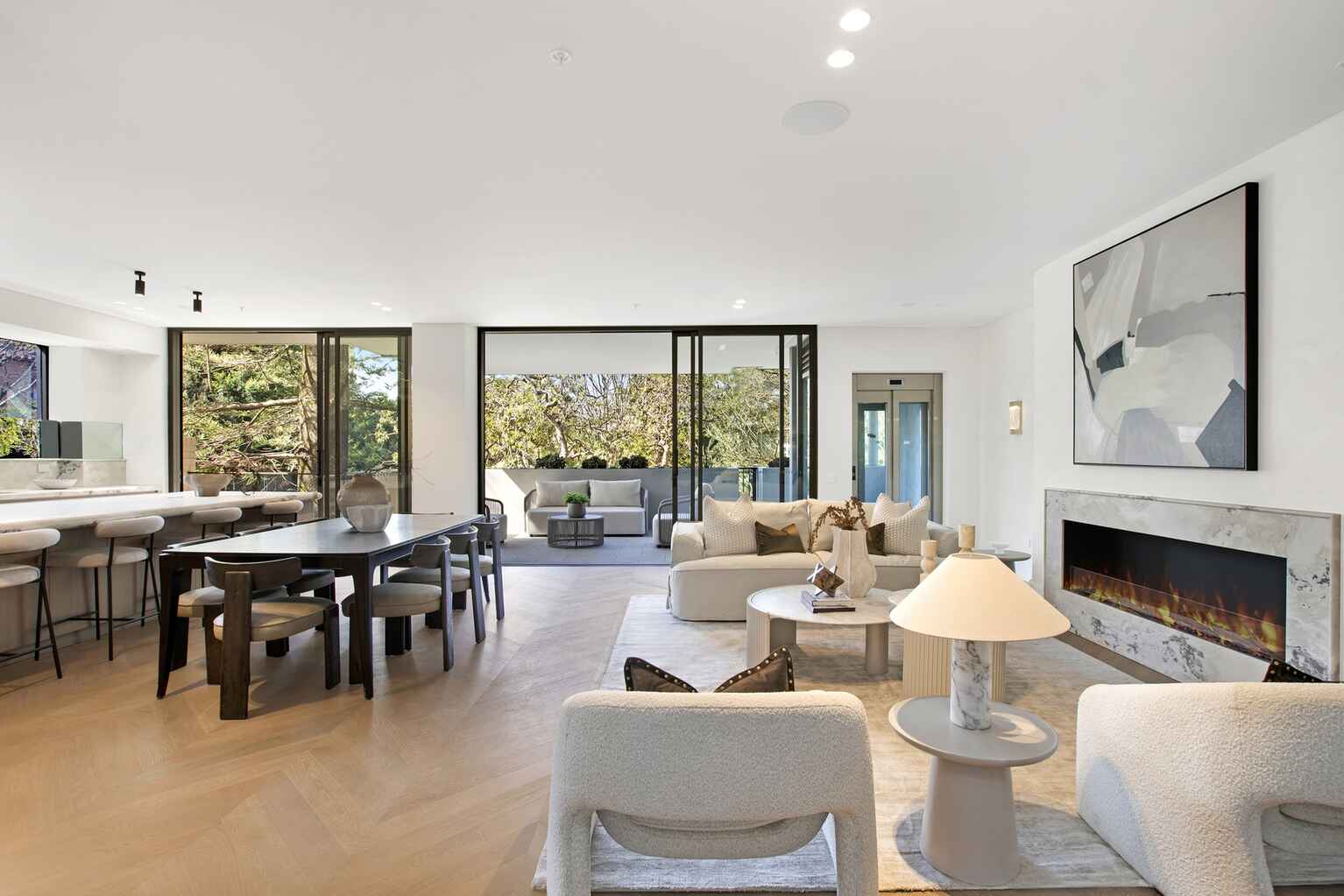 1/76 Drumalbyn Road Bellevue Hill