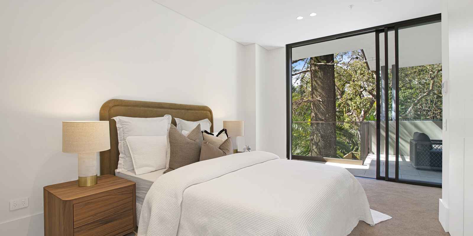 1/76 Drumalbyn Road Bellevue Hill