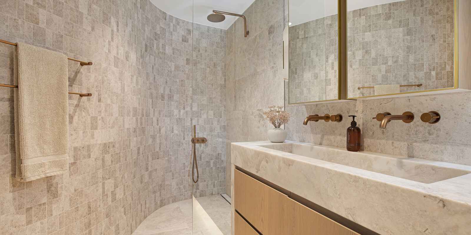 1/76 Drumalbyn Road Bellevue Hill