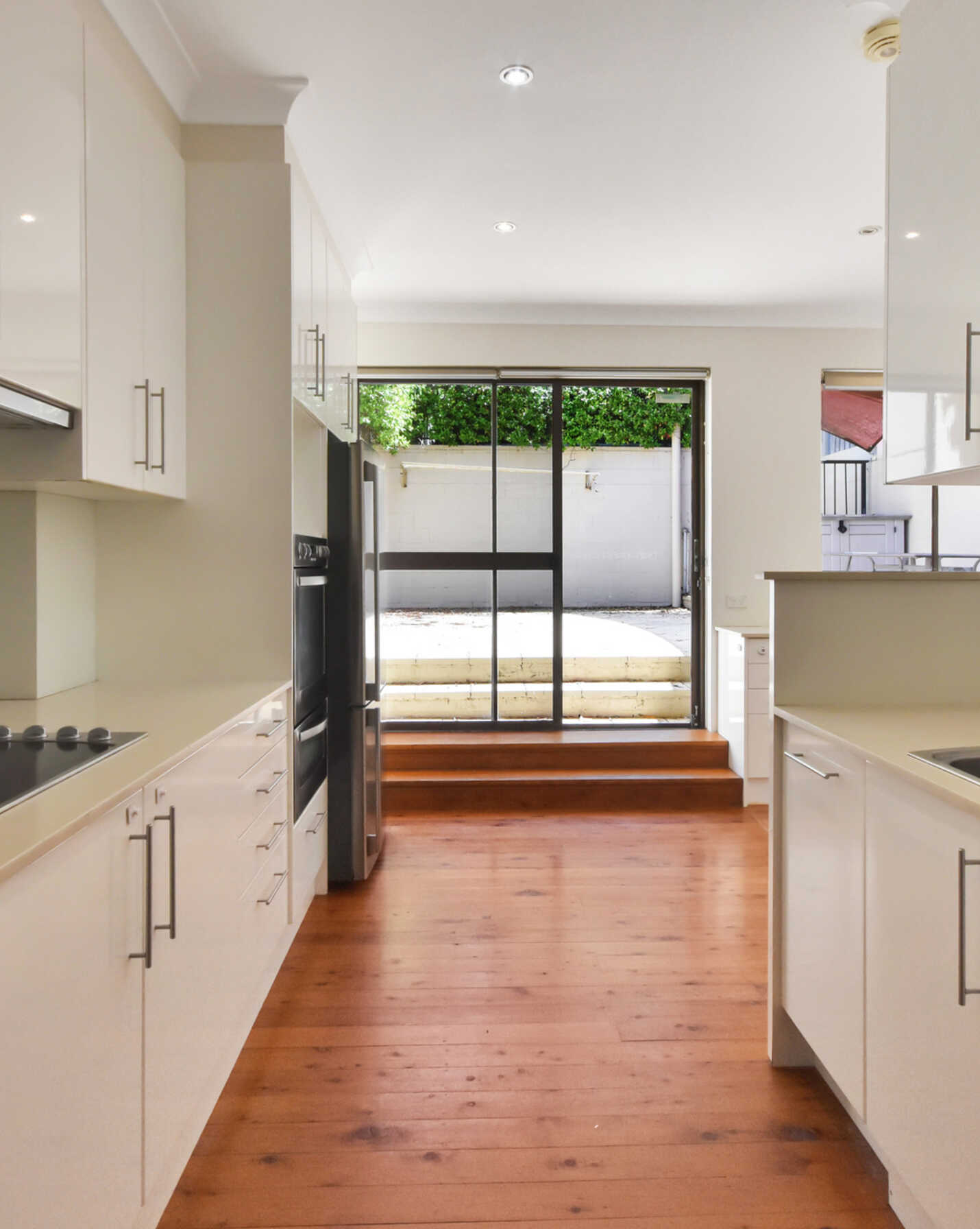 84 Onslow Street Rose Bay, Bay - Thumbnail 4