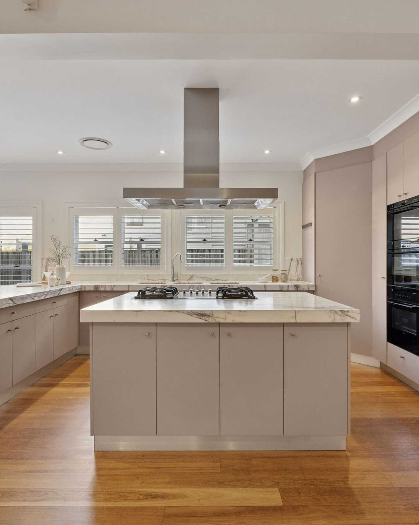 50 Toyer Avenue Sans Souci, Souci - Thumbnail 4