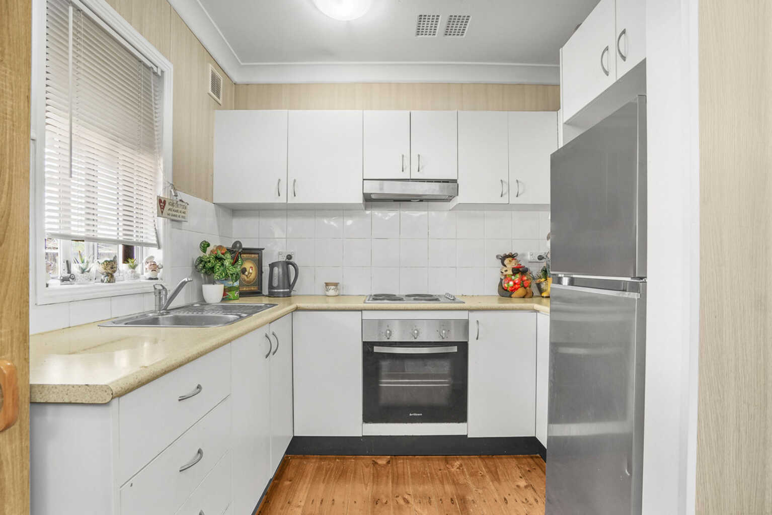 12 Picot Place Blackett 12 Picot Place Blackett