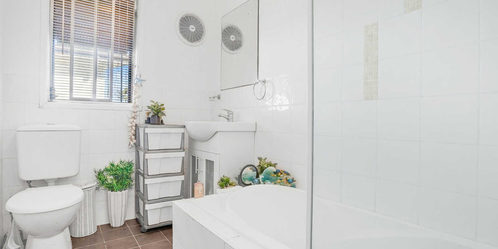 12 Picot Place Blackett 12 Picot Place Blackett