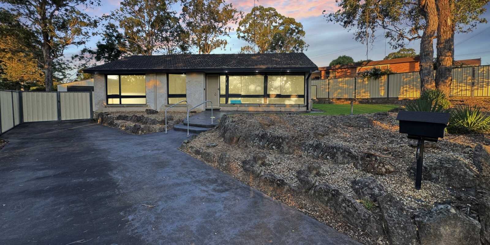 40 Pecks Road North Richmond