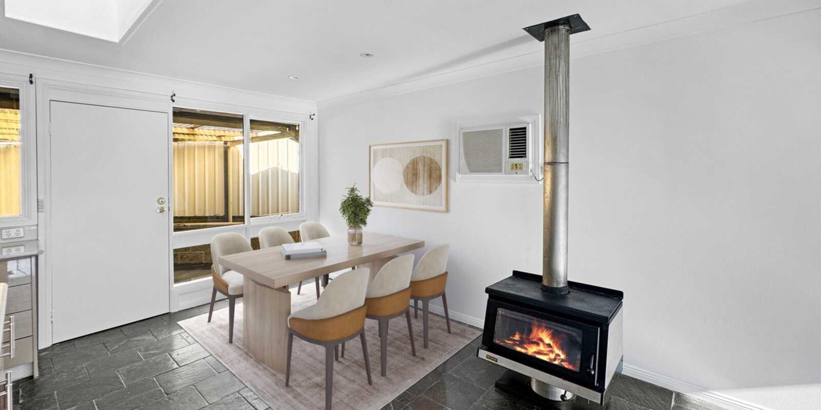 40 Pecks Road North Richmond