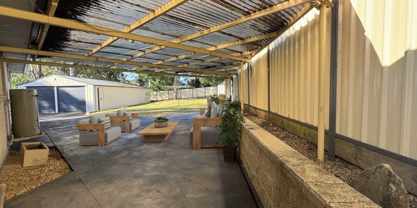 40 Pecks Road North Richmond