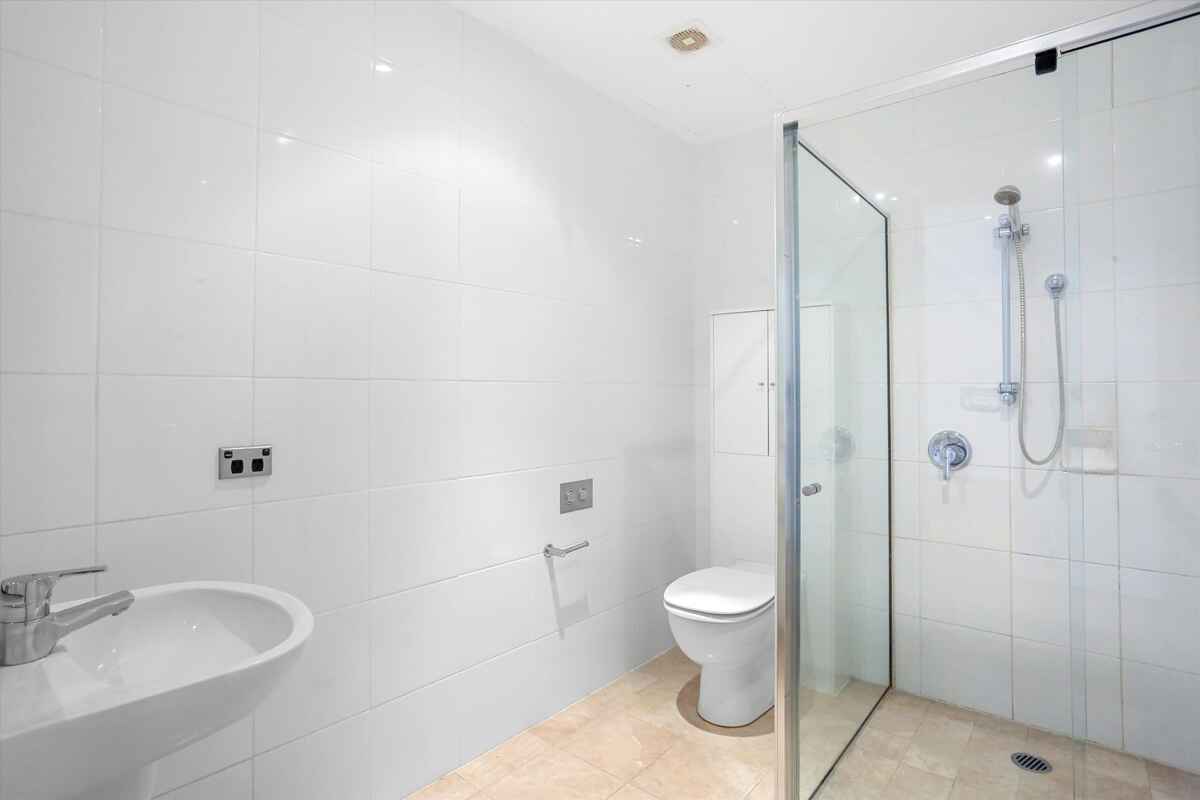 C5/18 Jacques St Chatswood