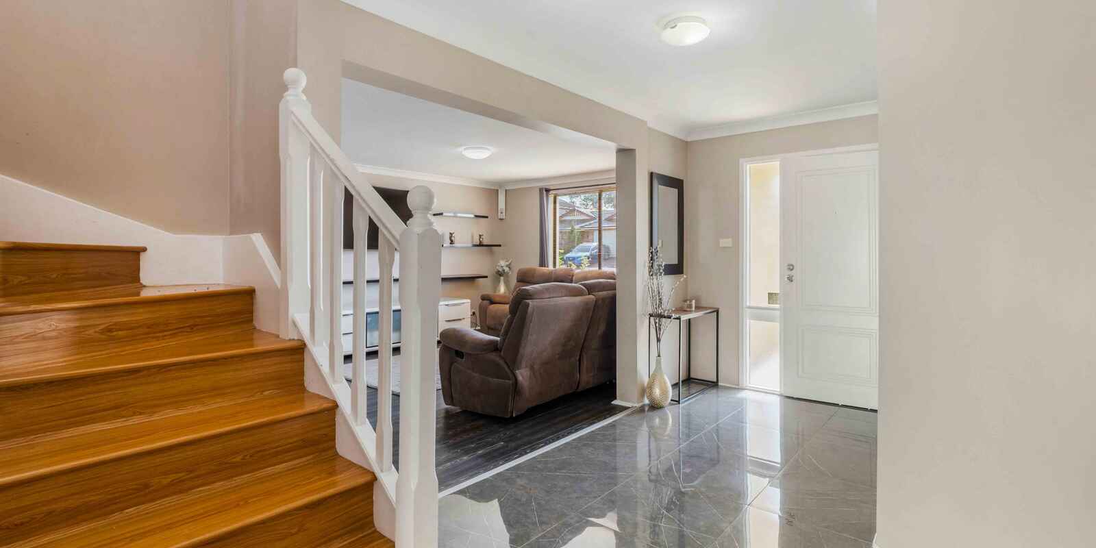 94 Greenway Drive West Hoxton 94 Greenway Drive West Hoxton