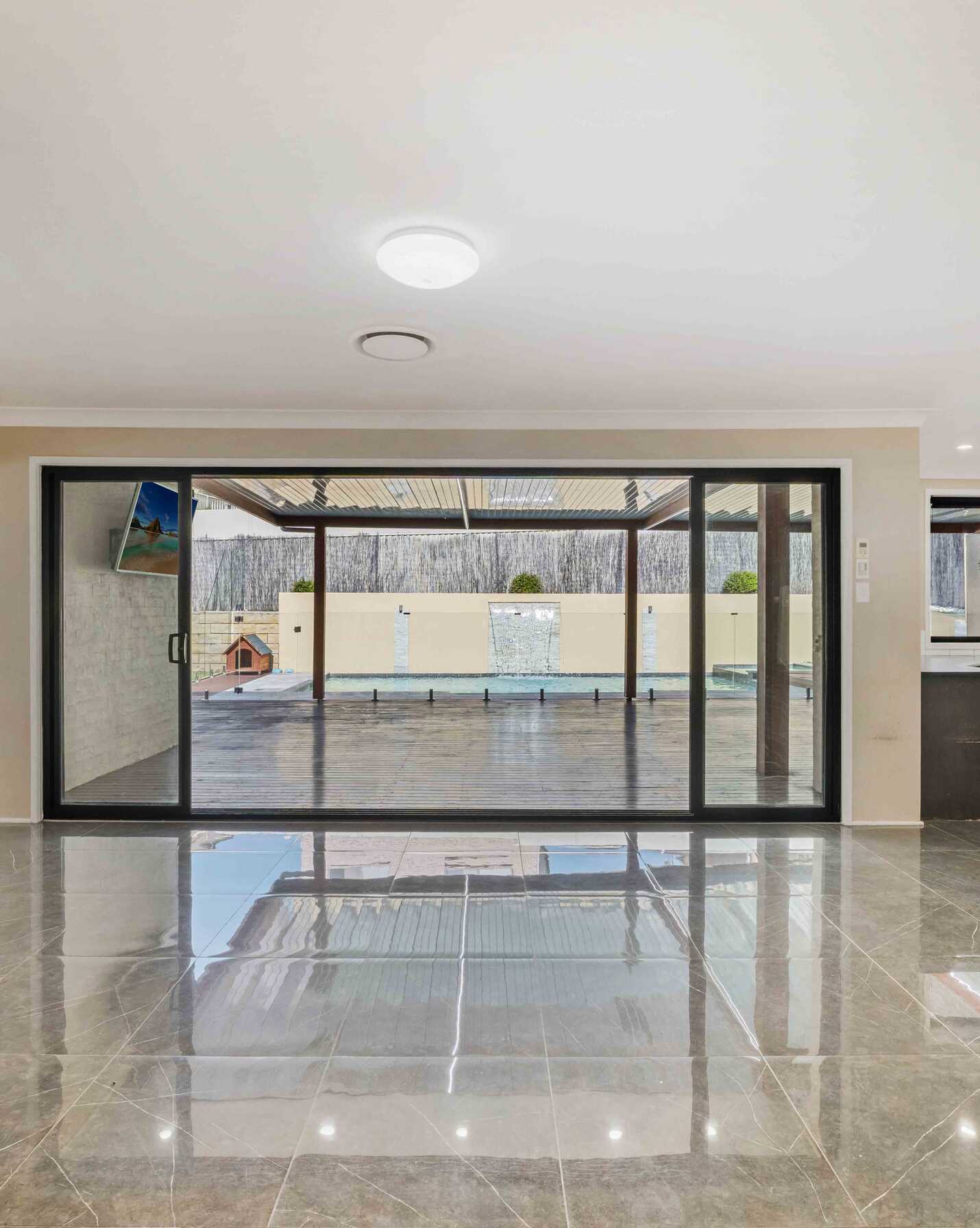 94 Greenway Drive West Hoxton, Hoxton - Thumbnail 6