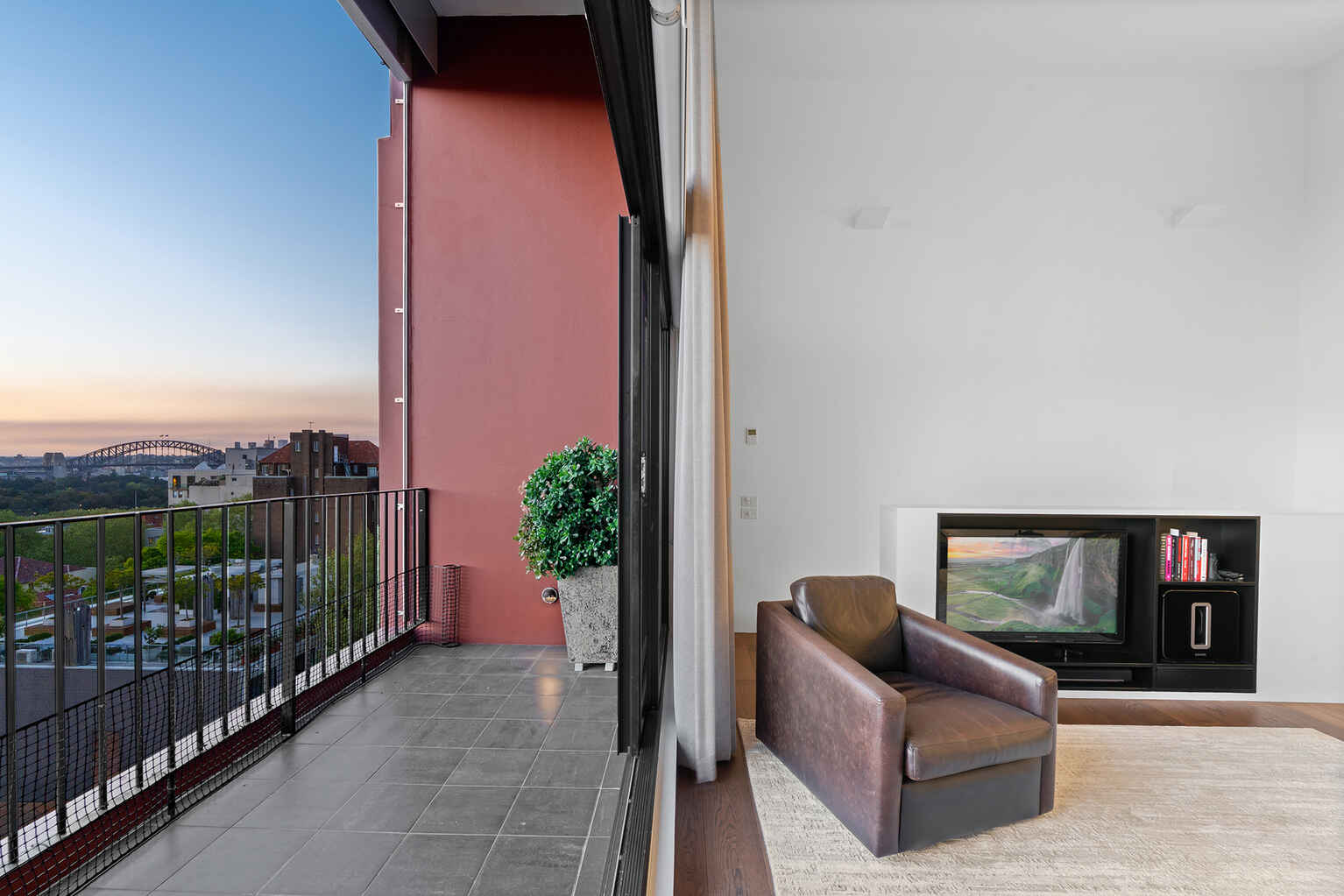 707/50 Macleay Street Potts Point 707/50 Macleay Street Potts Point