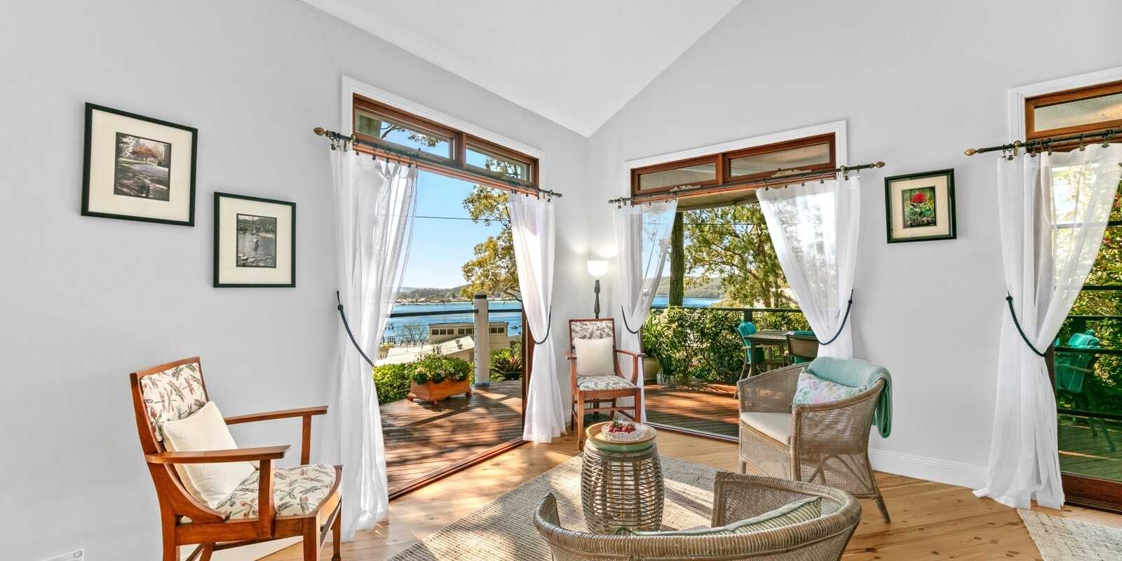 43 High View Road Pretty Beach 43 High View Road Pretty Beach