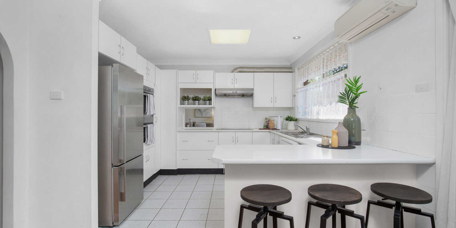 16 Kinarra Avenue Kellyville 16 Kinarra Avenue Kellyville