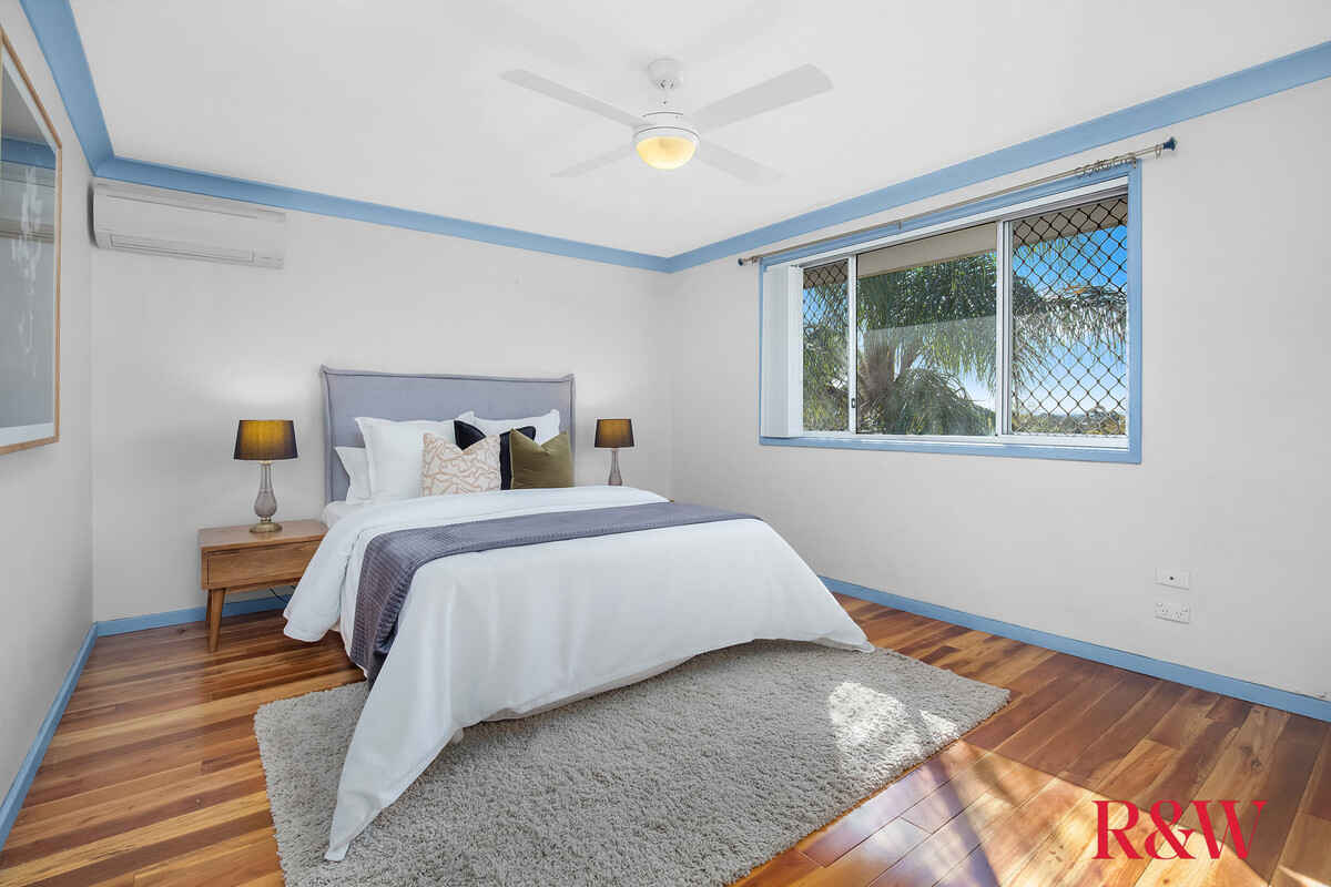 16 Kinarra Avenue Kellyville