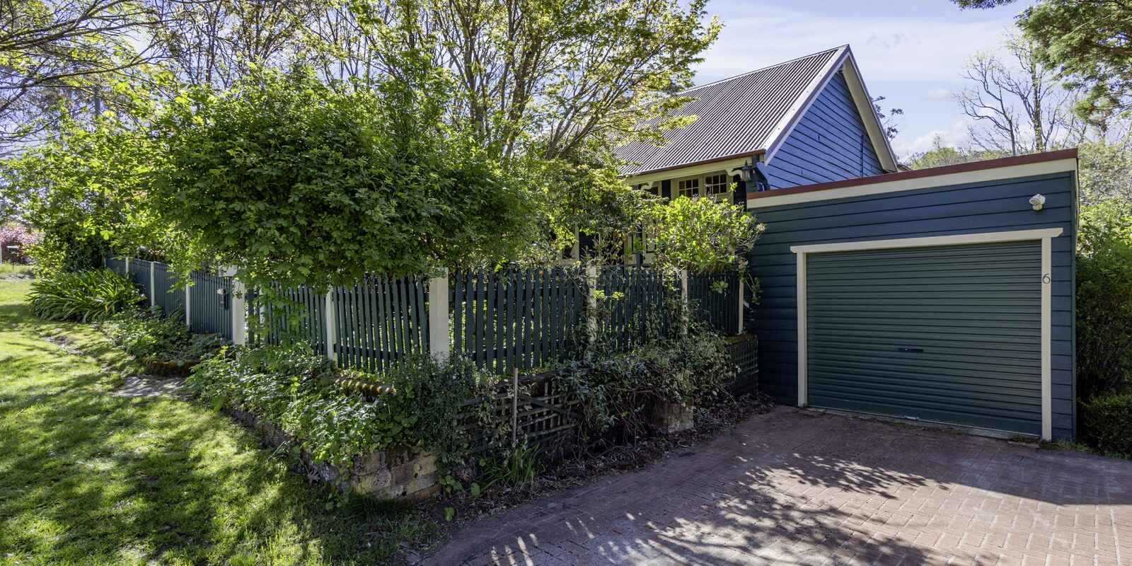 6 Chelmsford Avenue Blackheath