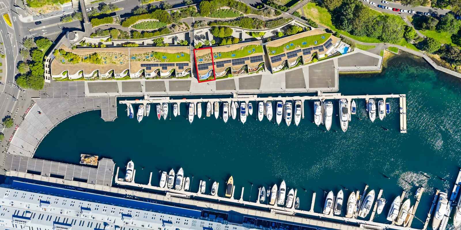 10/10 Lincoln Crescent Woolloomooloo