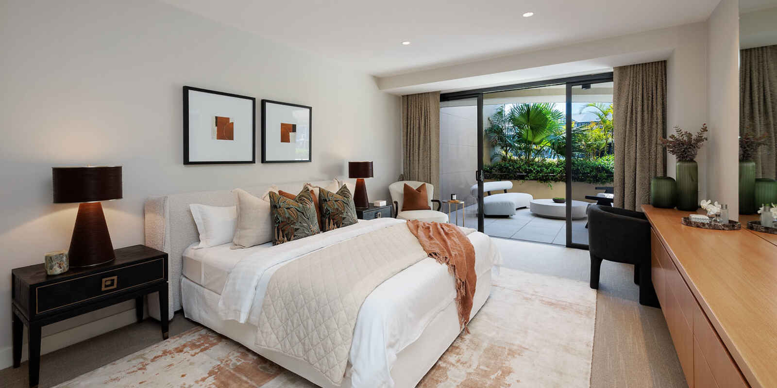 10/10 Lincoln Crescent Woolloomooloo