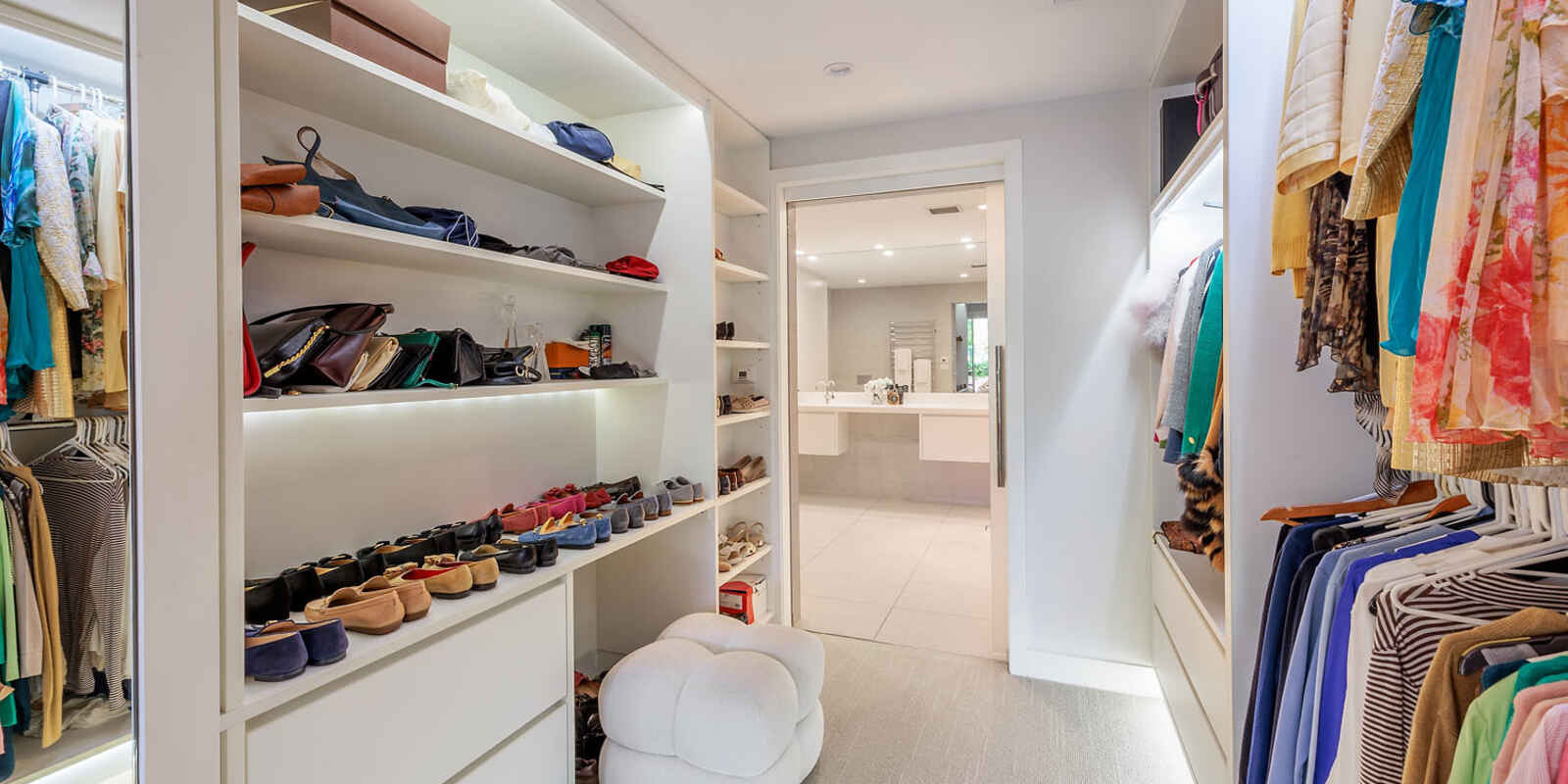 10/10 Lincoln Crescent Woolloomooloo